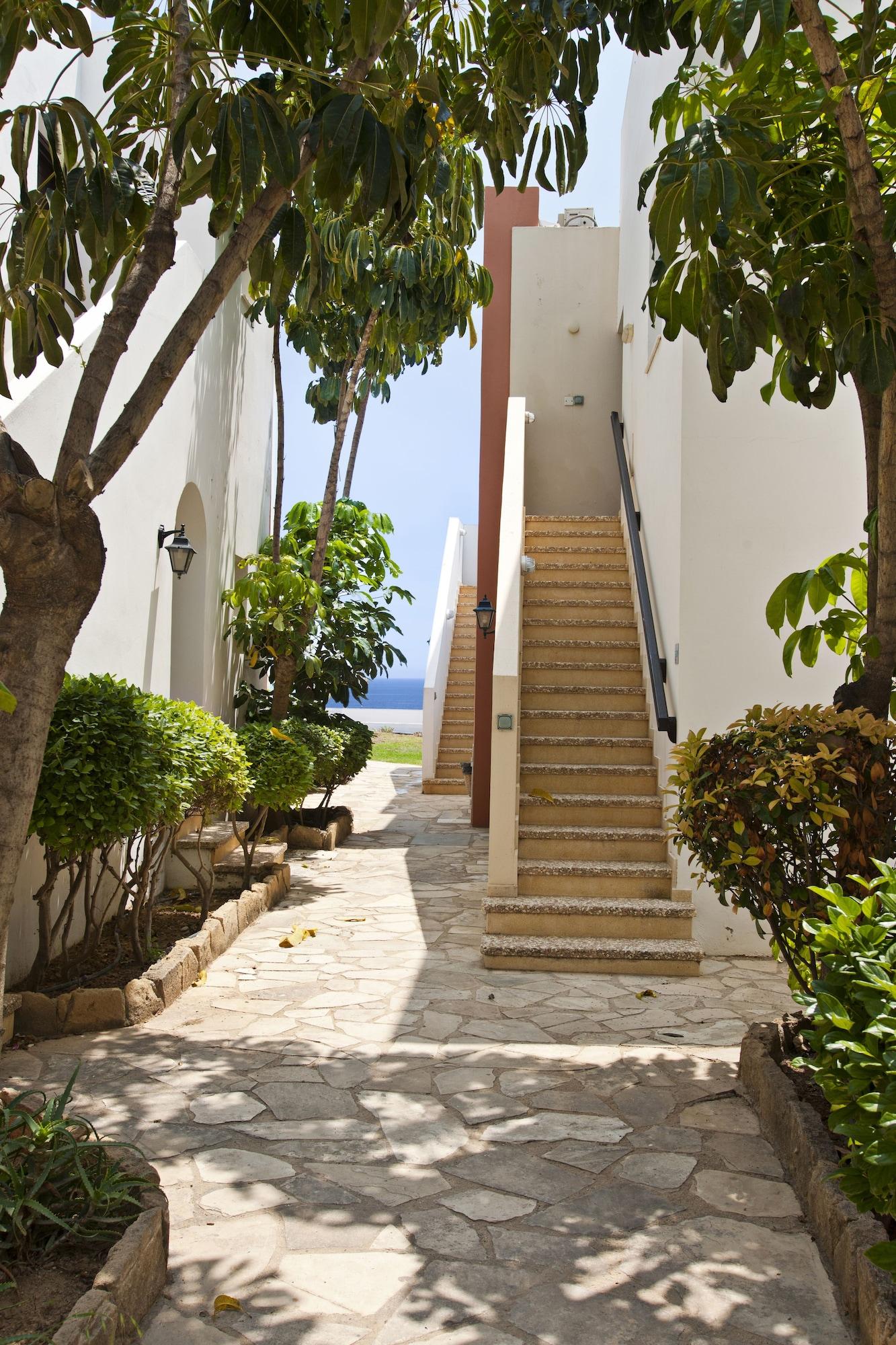 Akti Beach Hotel & Village Resort Klorakas ภายนอก รูปภาพ