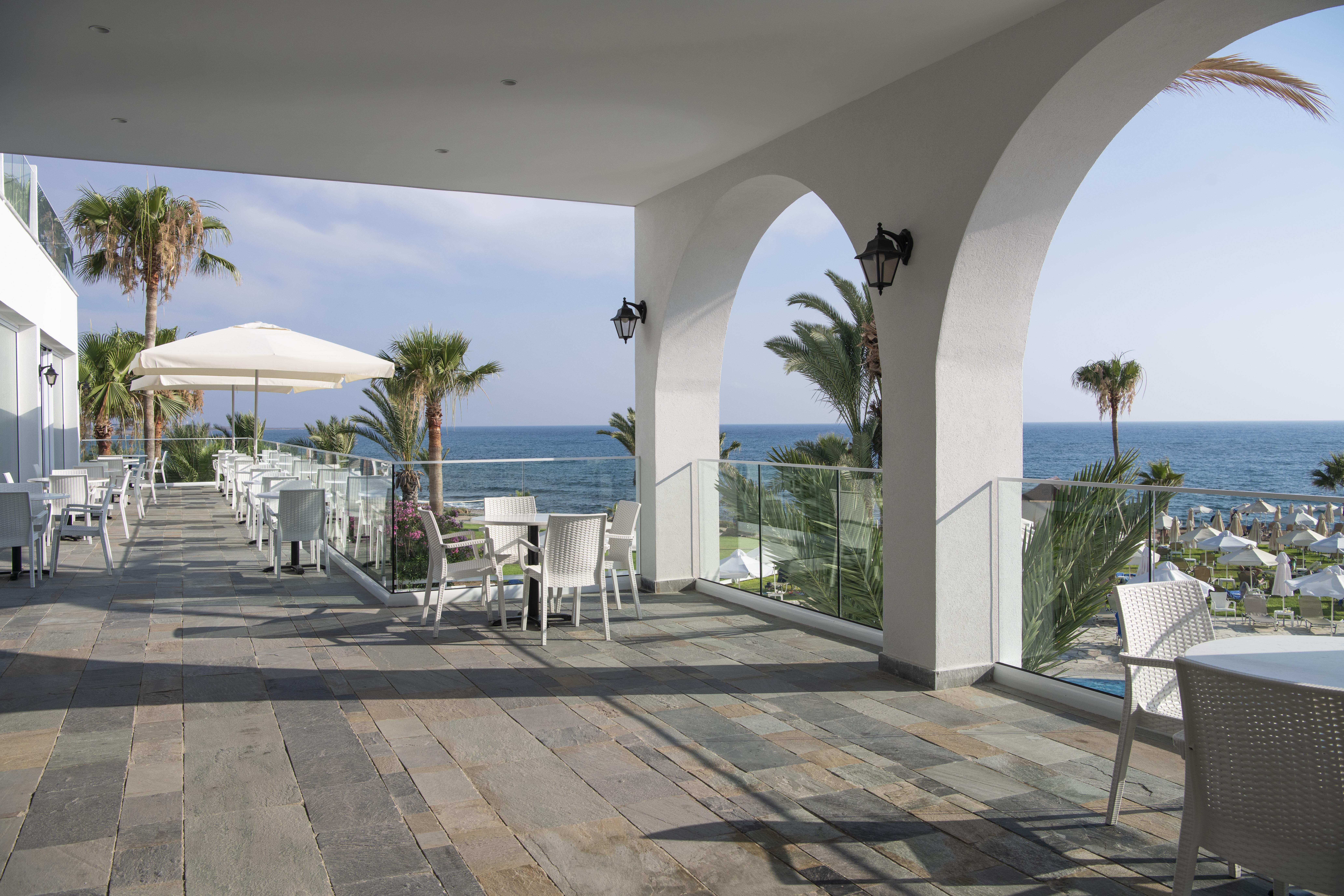 Akti Beach Hotel & Village Resort Klorakas ภายนอก รูปภาพ