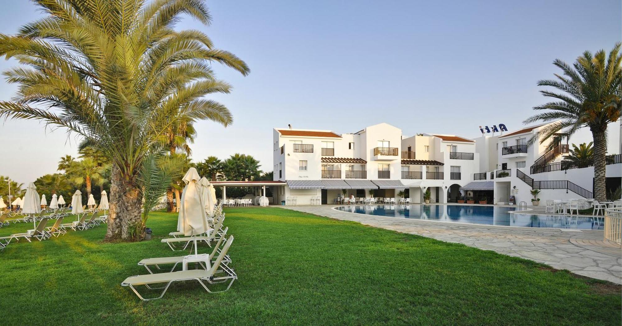 Akti Beach Hotel & Village Resort Klorakas ภายนอก รูปภาพ